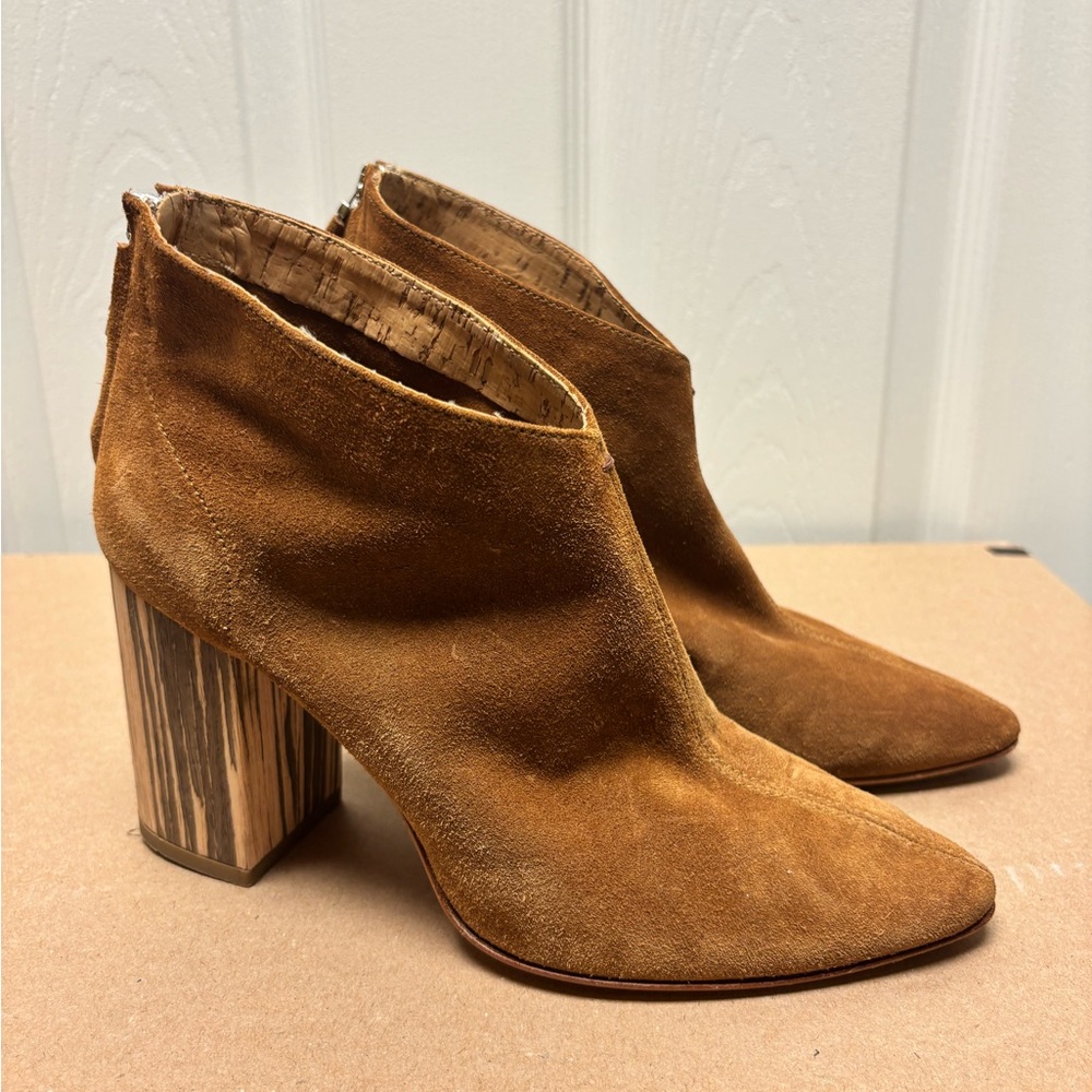 Alberto Fermani Chestnut Suede Ankle Boots – Made in Italy – Size 39
